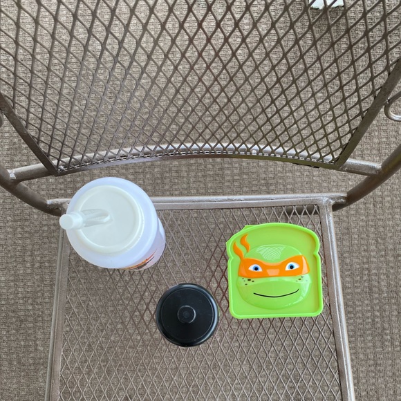 Kid's Water Bottle & Sandwich Holder Bundle (3) - Picture 3 of 16
